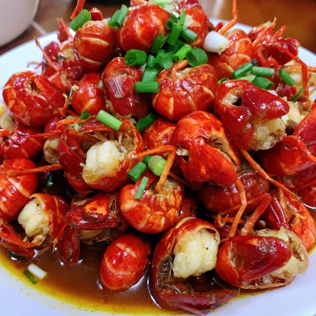 龙-爷做的老黎独创|蒜蓉小龙虾&秘制虾尾