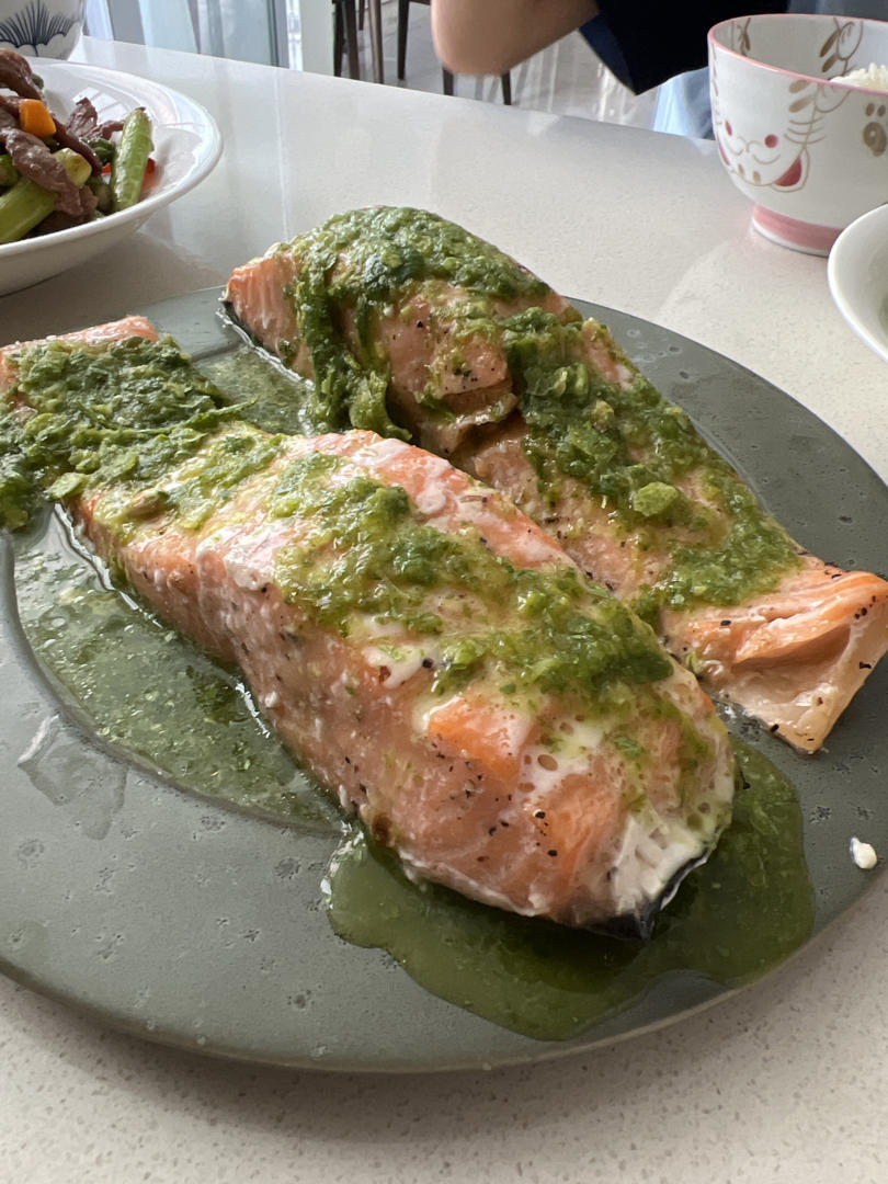 低溫慢煮鮮嫩三文魚（烤箱做Sous-Vide）
