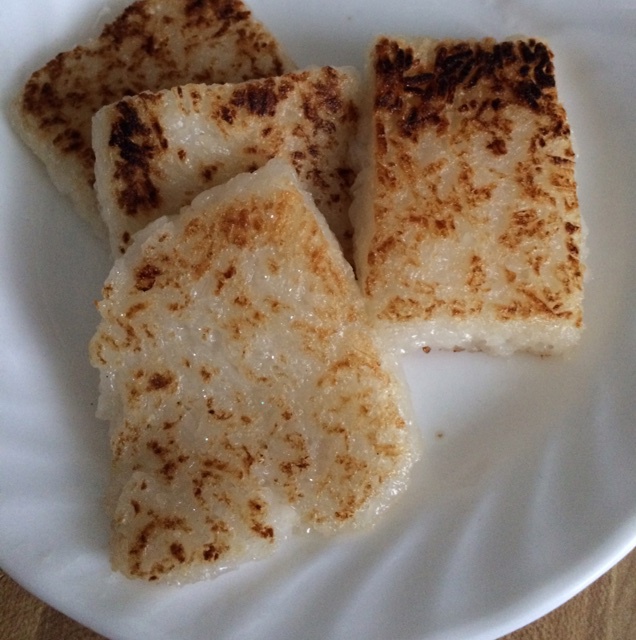 糯米糍粑---江南人叫它糍饭糕！