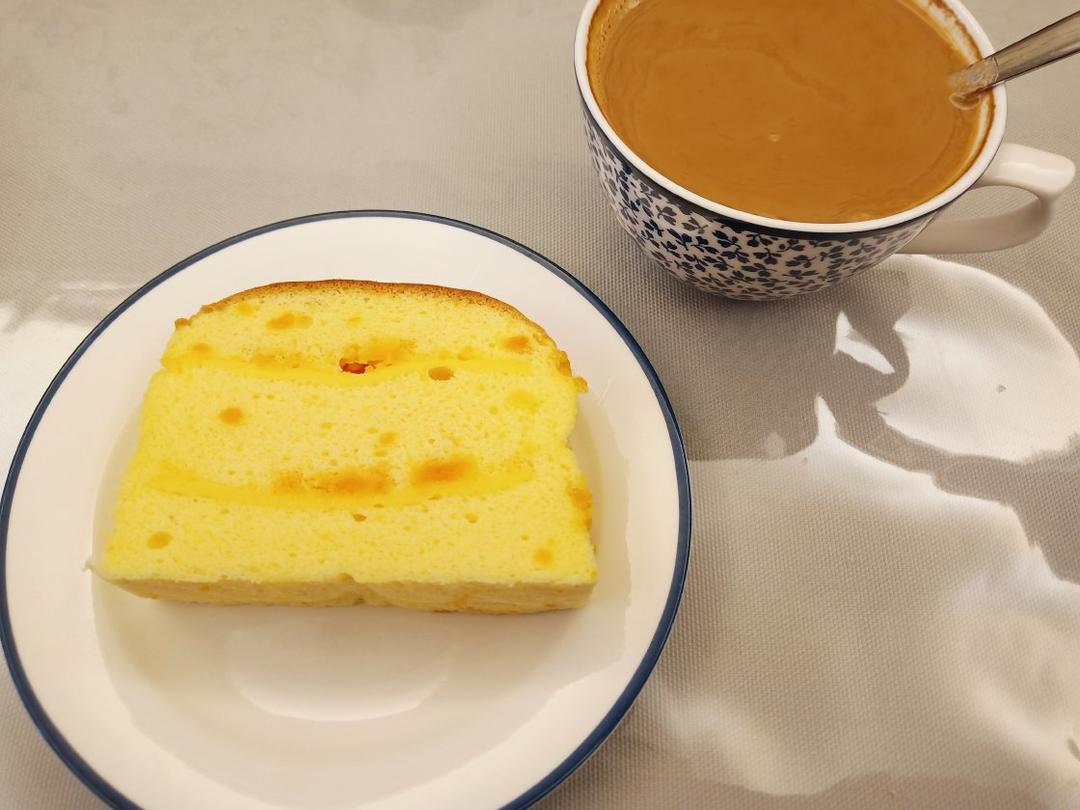 超超超柔软的咸蛋黄芝士古早蛋糕!