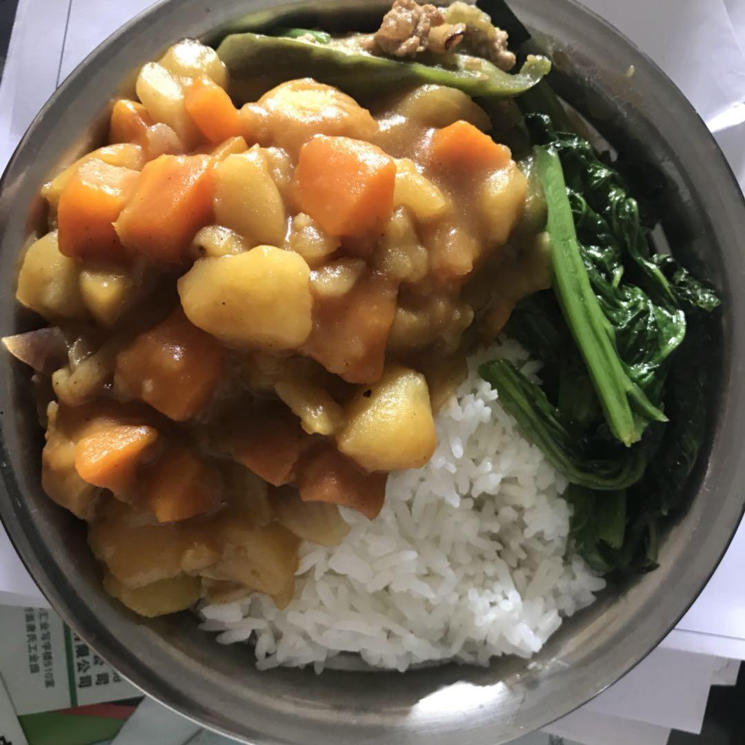 咖喱土豆饭