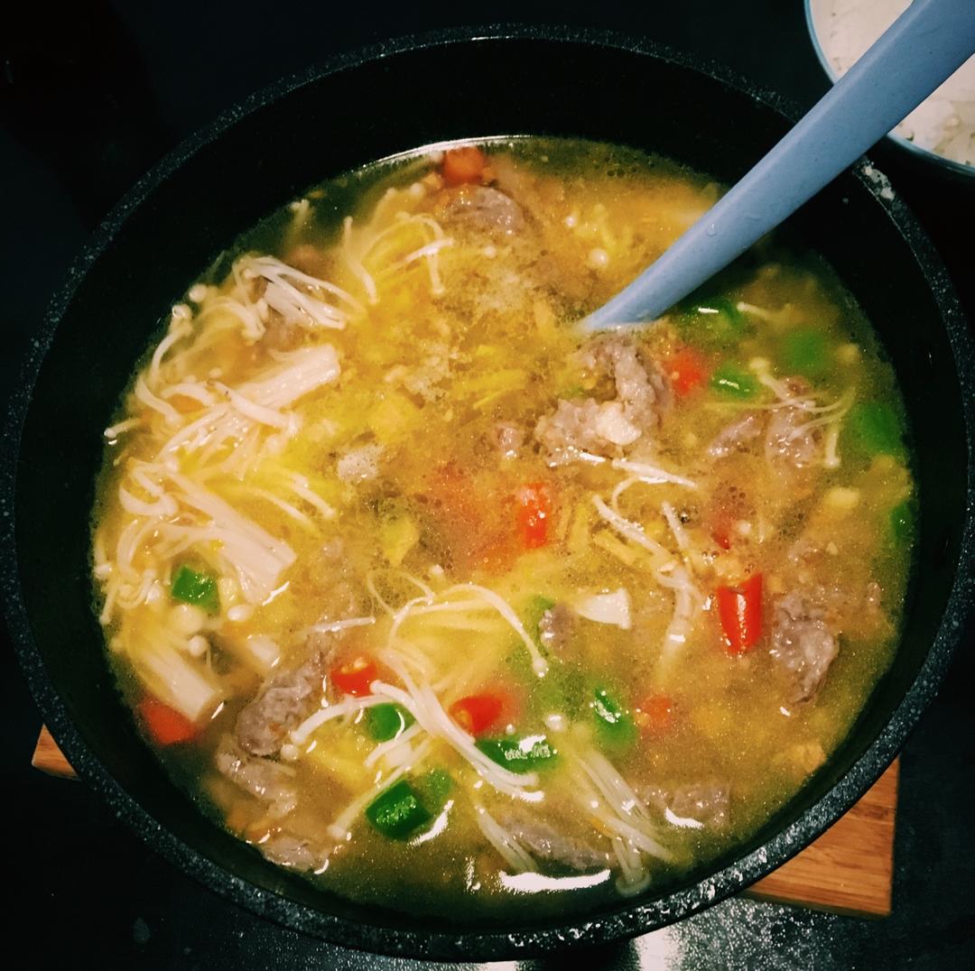 酸汤肥牛