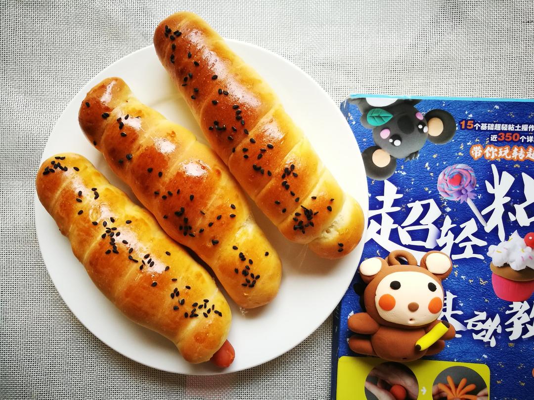 热狗面包卷