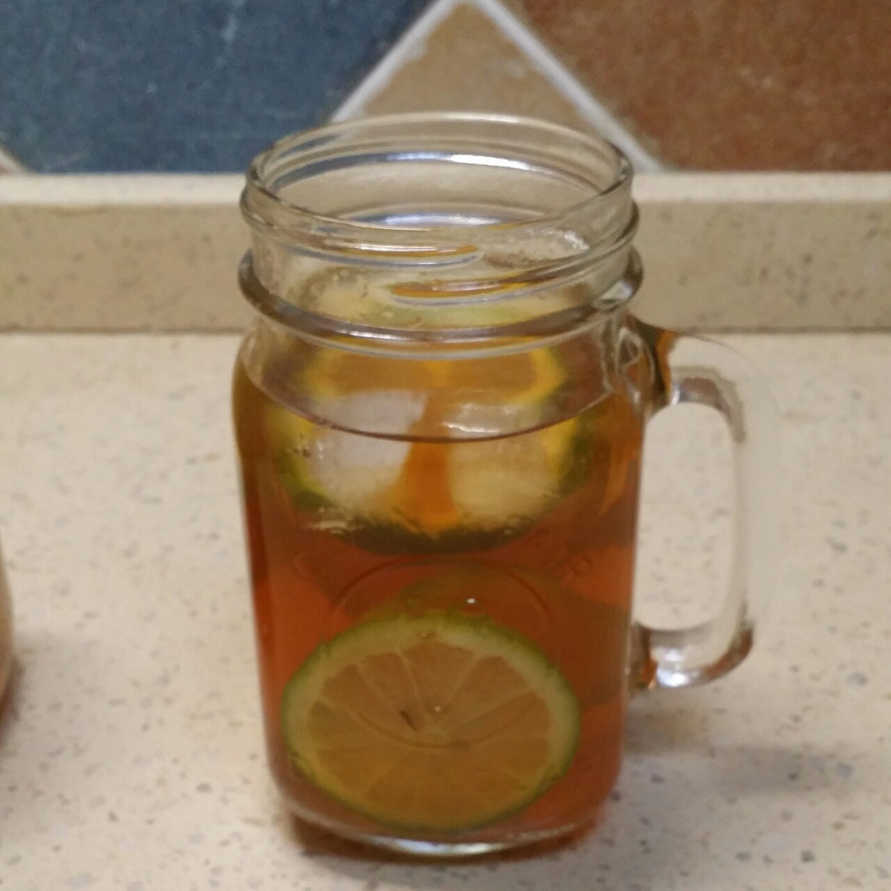 一罐冰红茶
