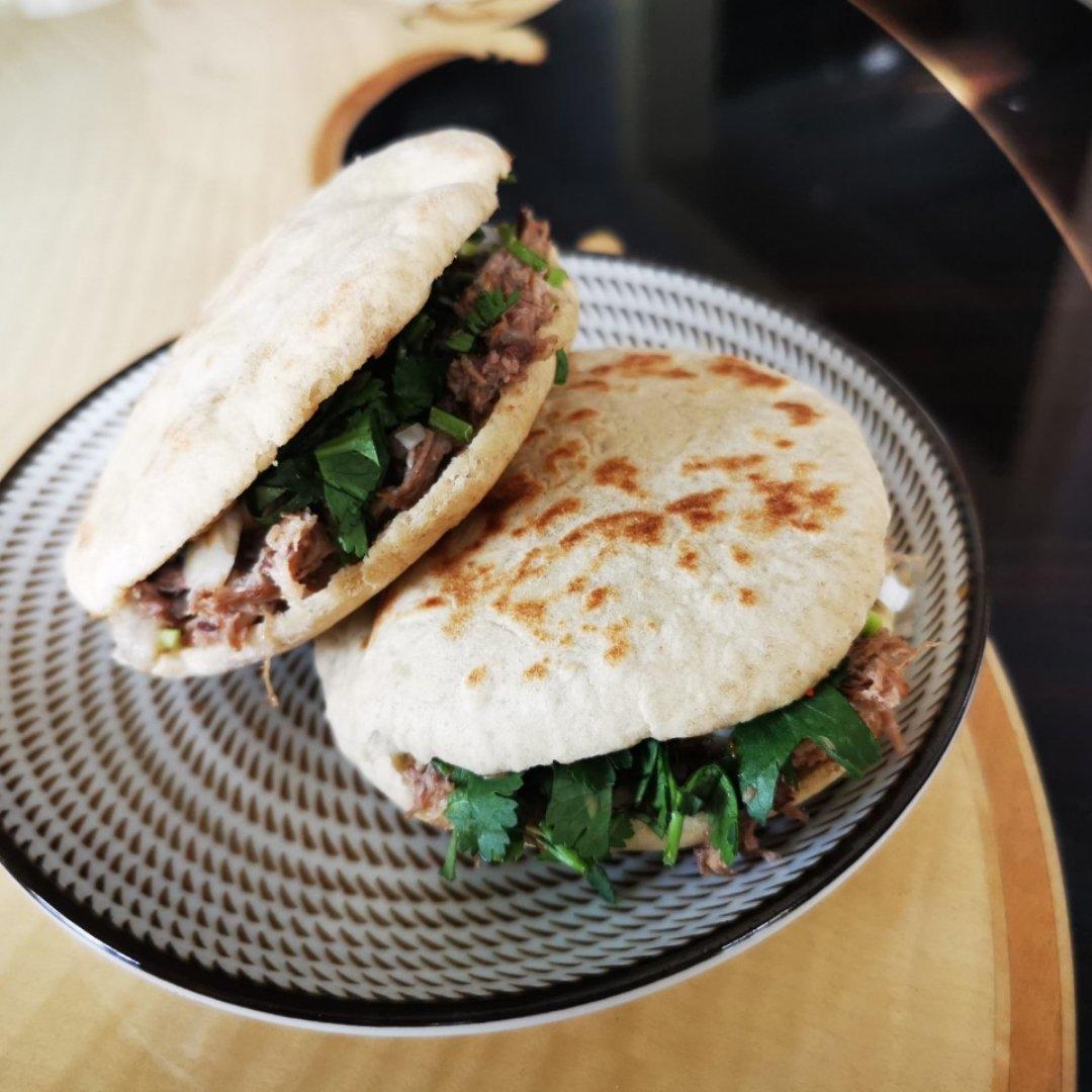 肉夹馍(白吉馍的制作)