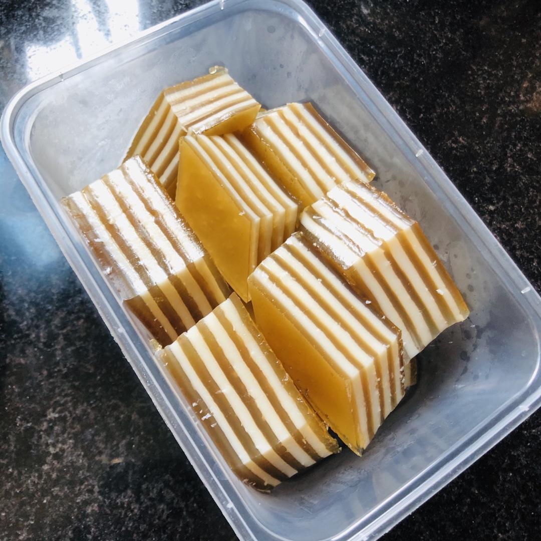 椰汁千层马蹄糕(爽滑Q弹、香甜可口，零失败)