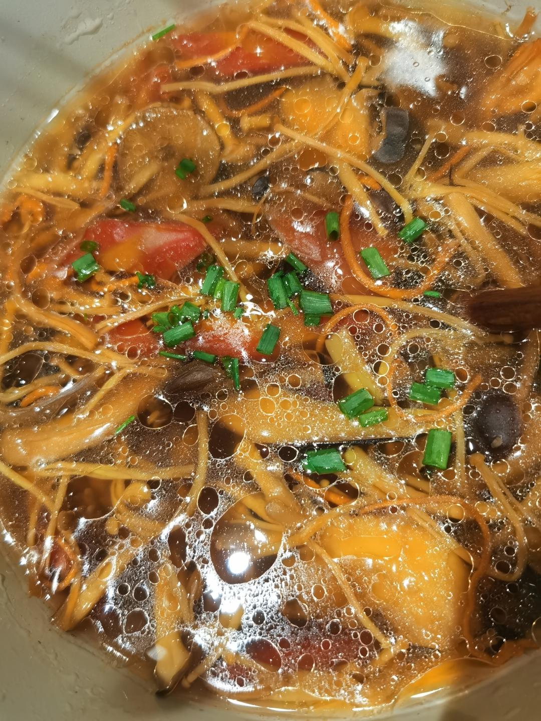 鲜到起飞的菌菇汤！不好喝不要钱！