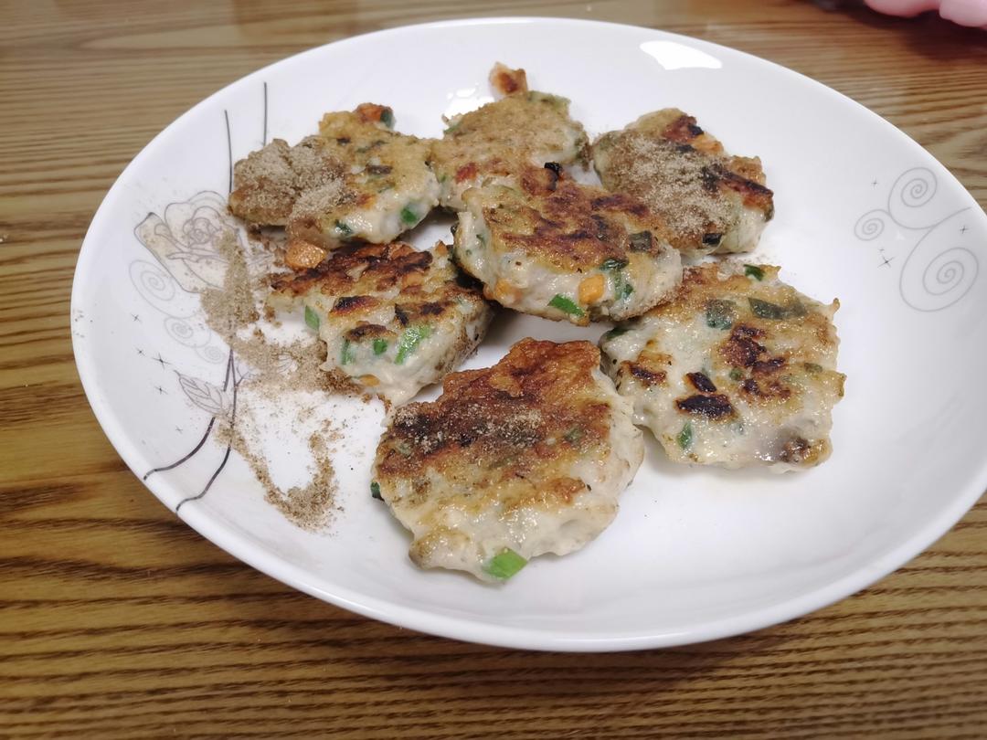 用不完饺子馅的神仙吃法：椒盐小肉饼