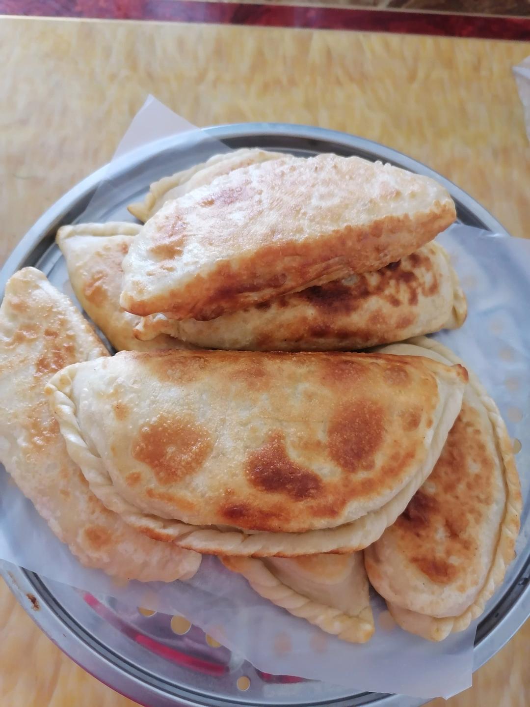 菠菜胡萝卜鸡蛋虾仁粉丝盒子