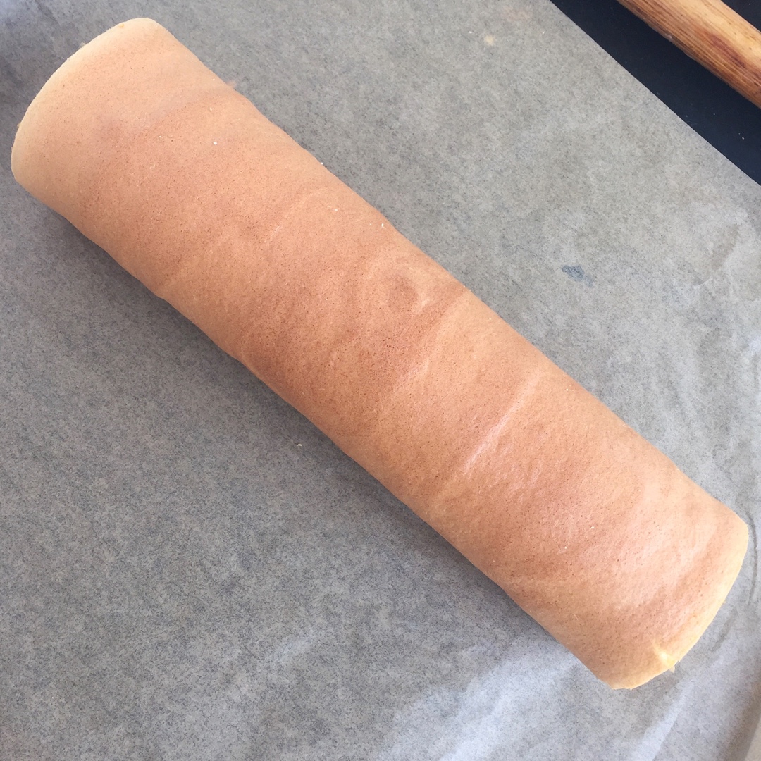 经典小山蛋糕卷