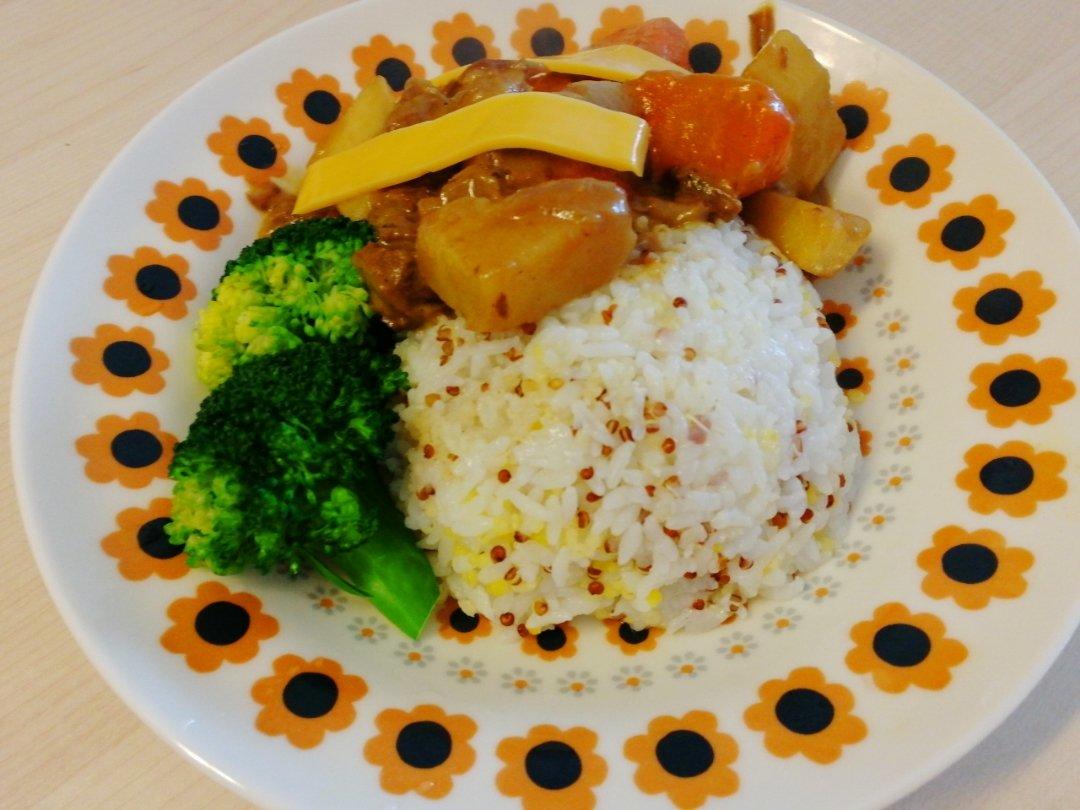 咖喱牛肉