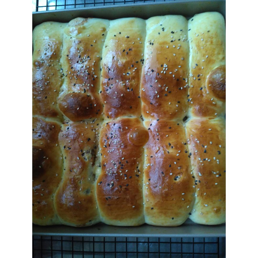 大人小孩都爱不释口的【蜂蜜牛奶小餐包】