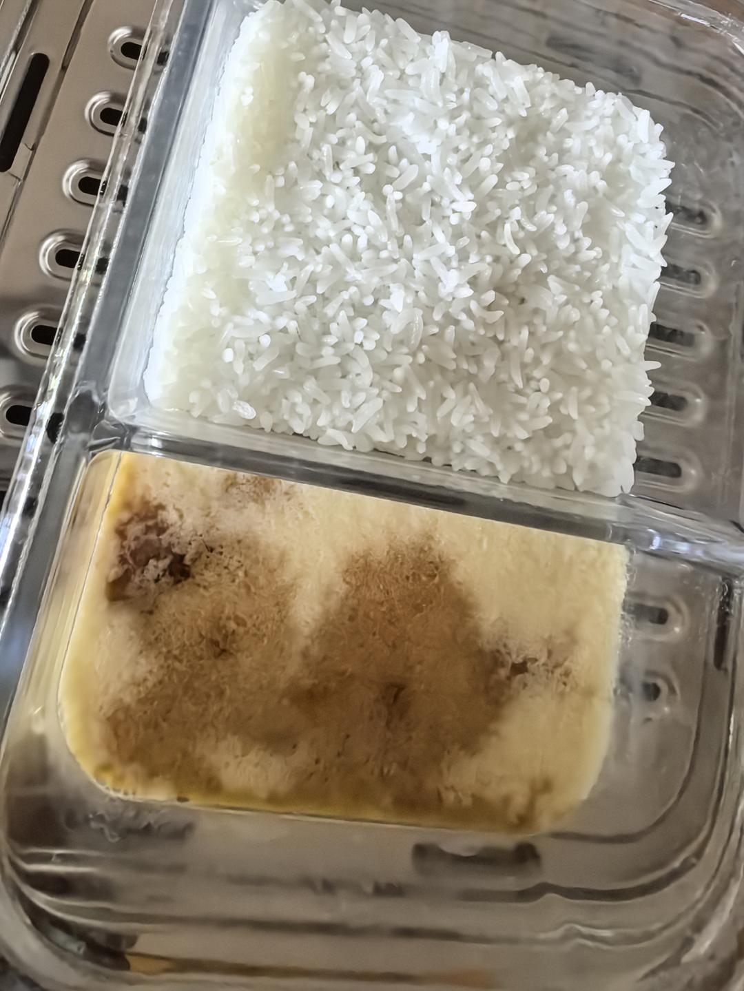 第一次用电蒸锅蒸饭的做法