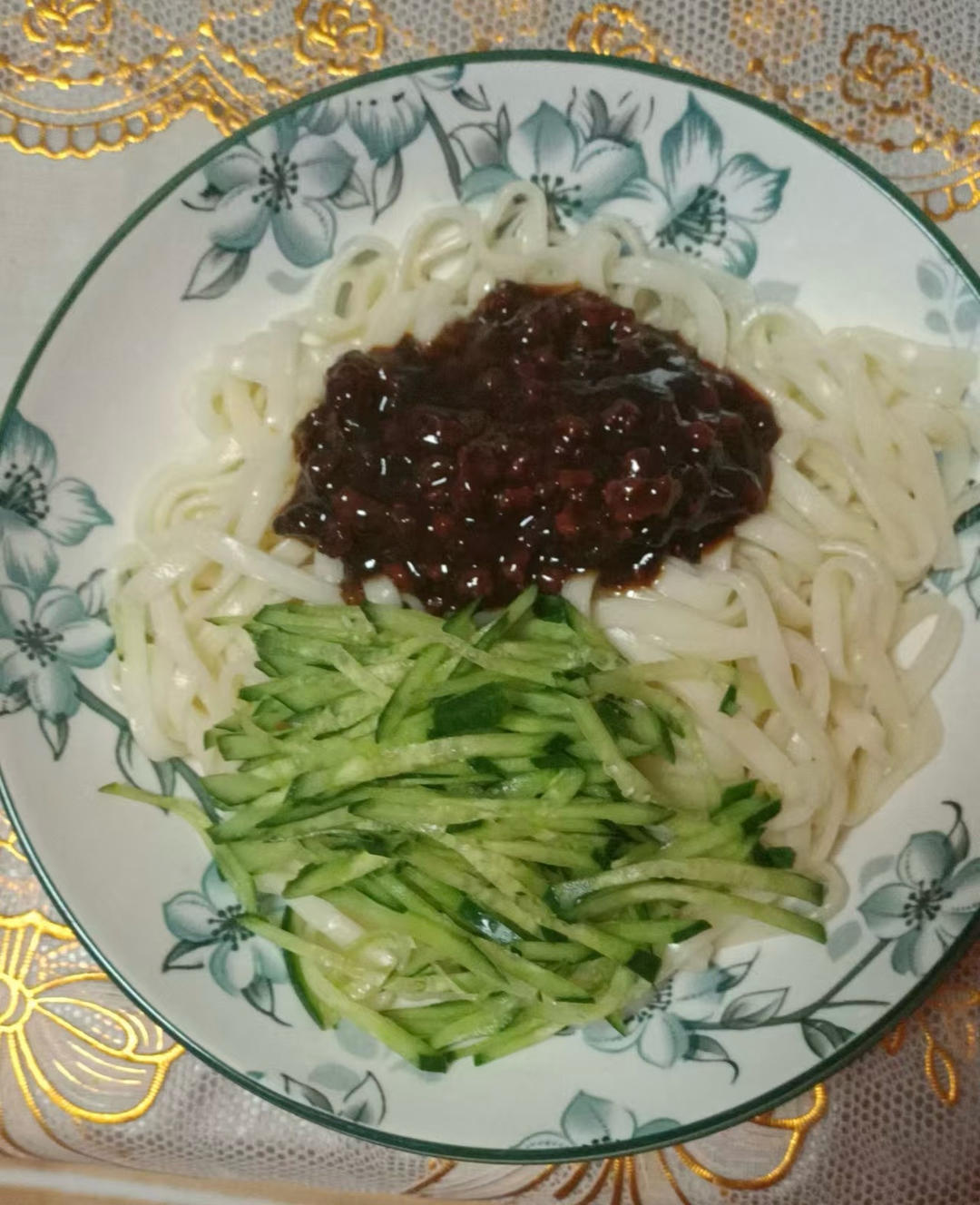 天津炸酱面的做法