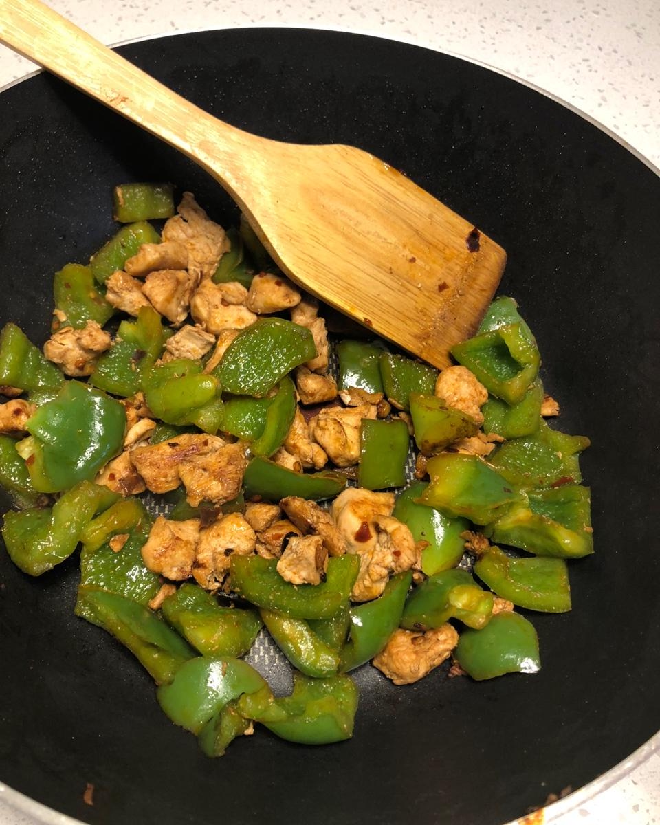 5分钟速食--青椒炒鸡脯
