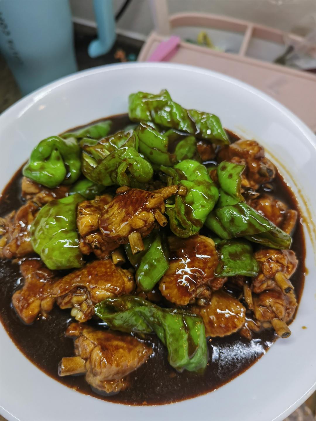 好吃到舔盘✅香辣过瘾超下饭的双椒炒鸡翅