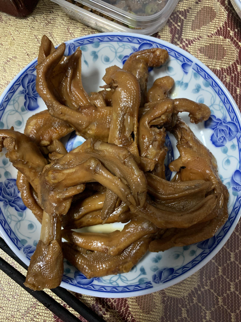 卤鸭掌不好吃你打我