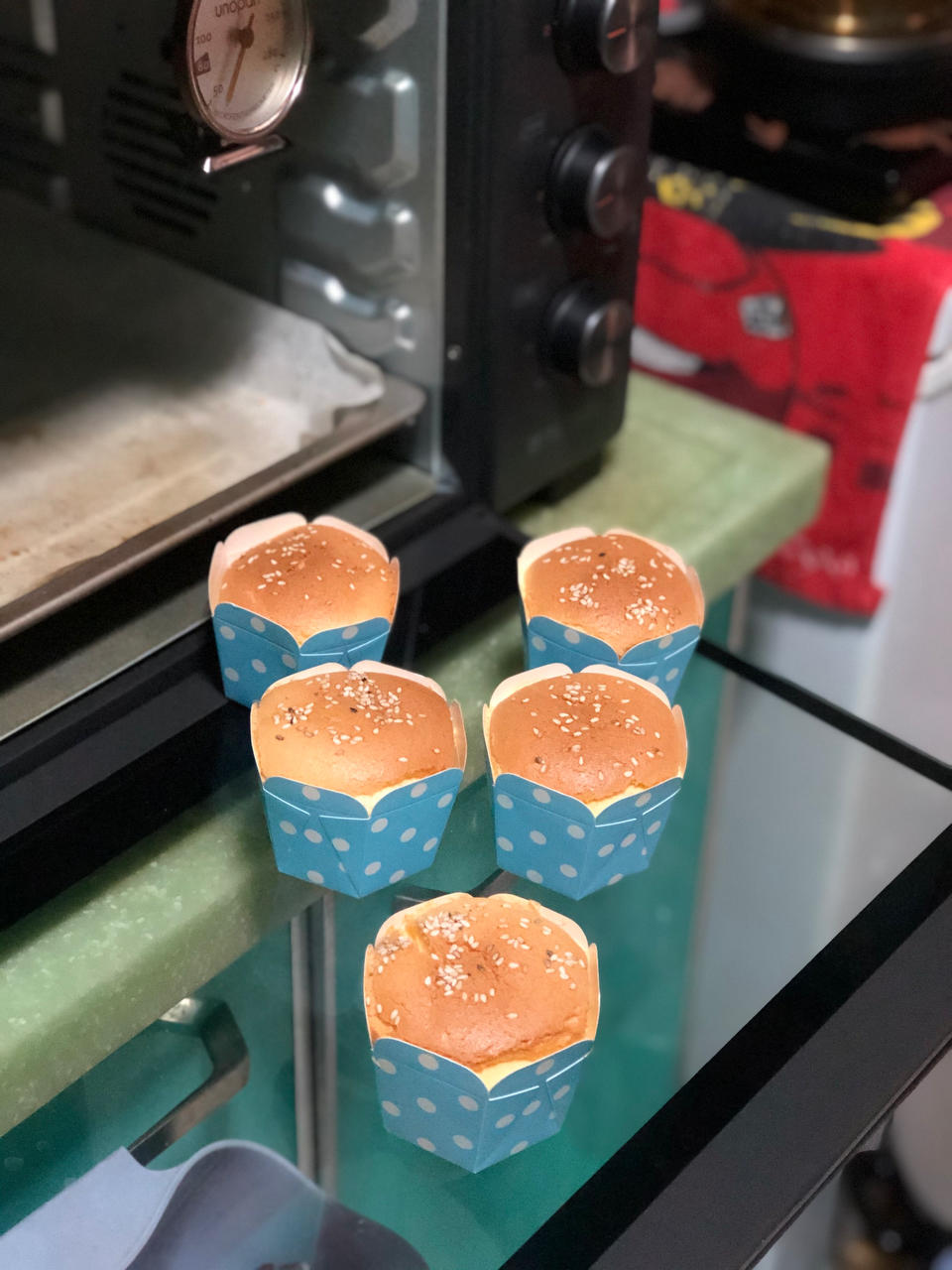 原味纸杯蛋糕🧁与原味卷蛋糕  —  原创作品