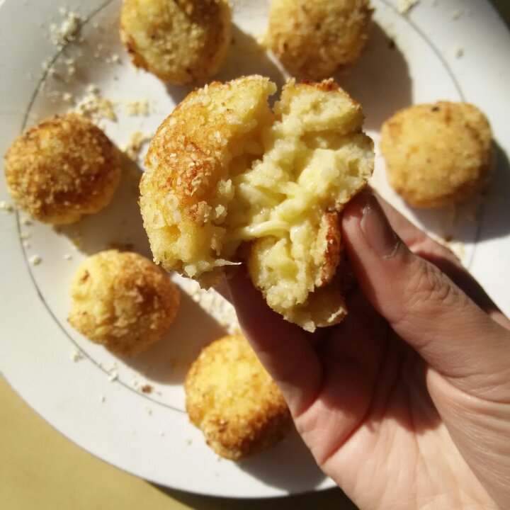 脆皮土豆芝士球