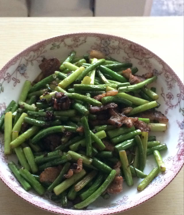 蒜薹炒肉