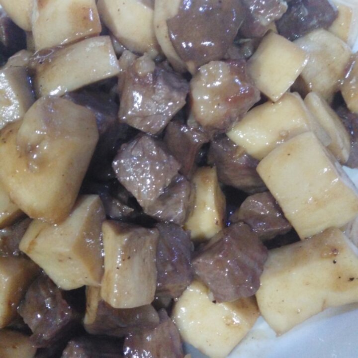 黑椒杏鲍菇牛肉粒