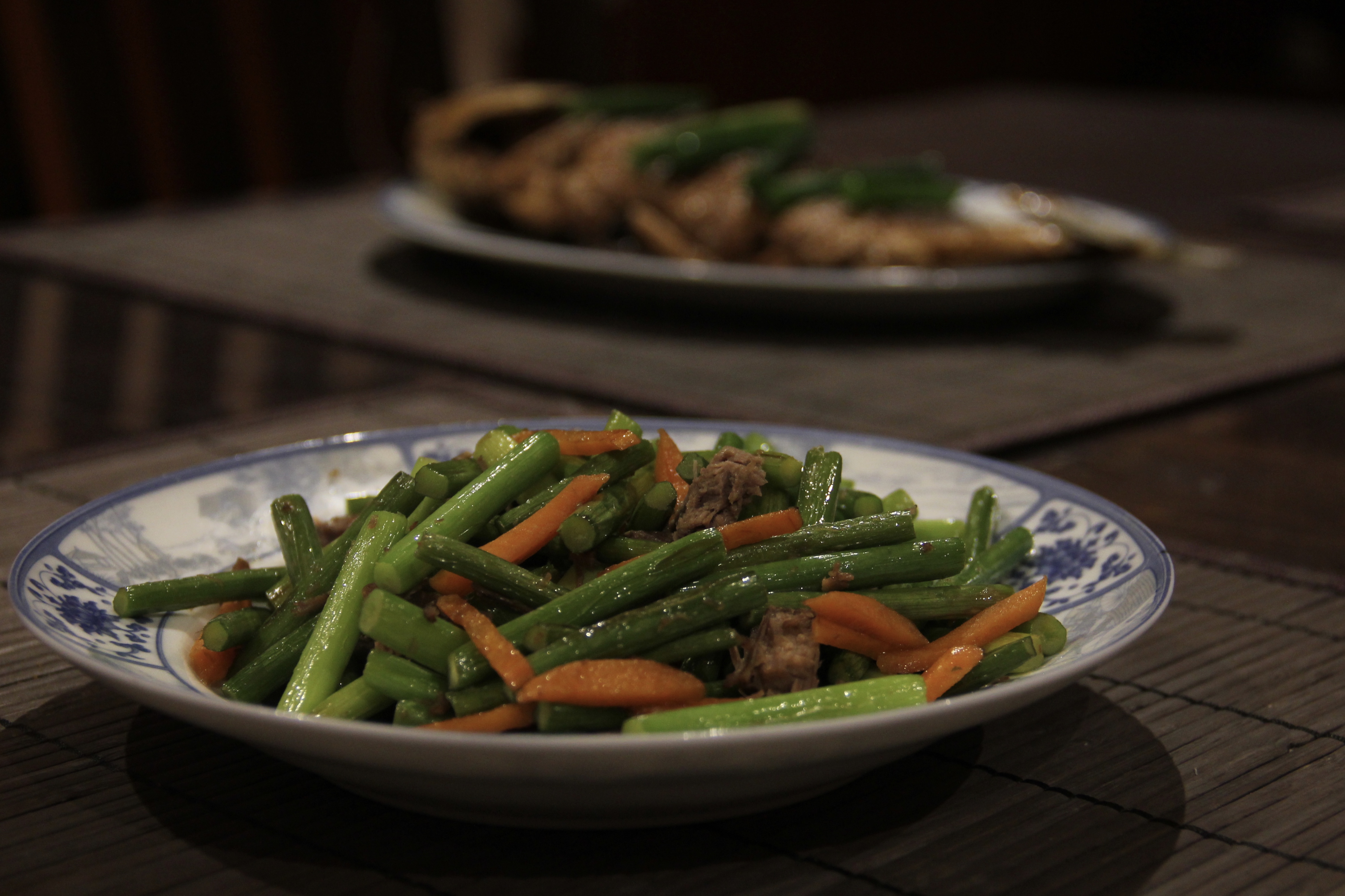 蒜苗炒肉丝