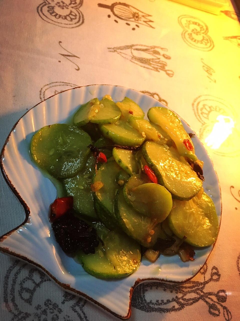 紫苏煎黄瓜