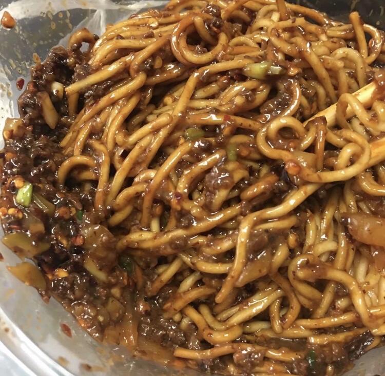 韩式炸酱面