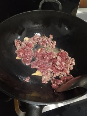 快手苦瓜豆豉牛肉的做法 步骤4