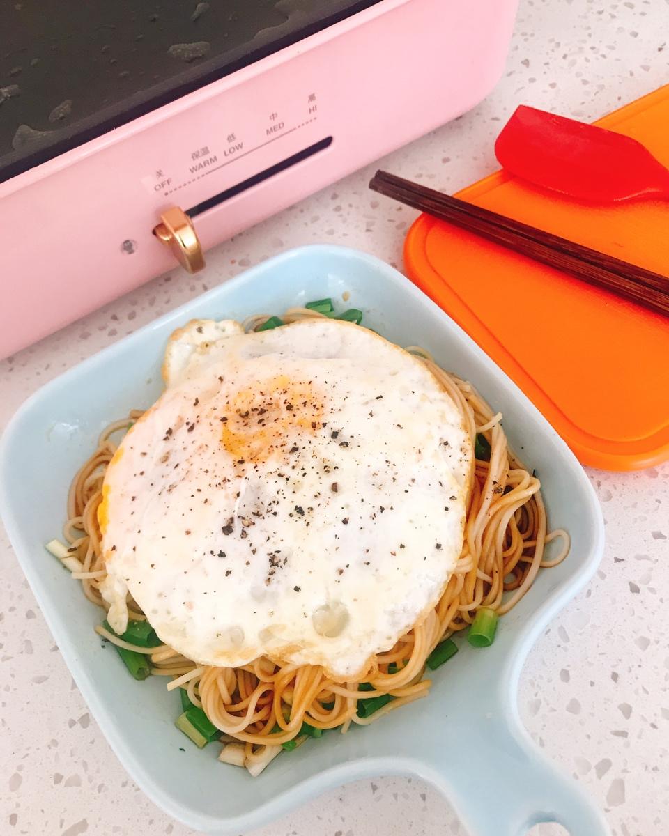 最日常的葱油拌面