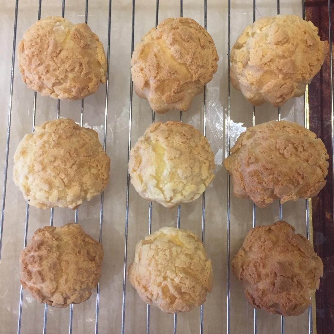 酥皮奶油泡芙--#皮黑森林#