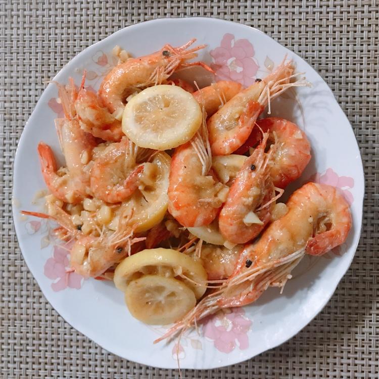 【电饭煲黄油柠檬虾】