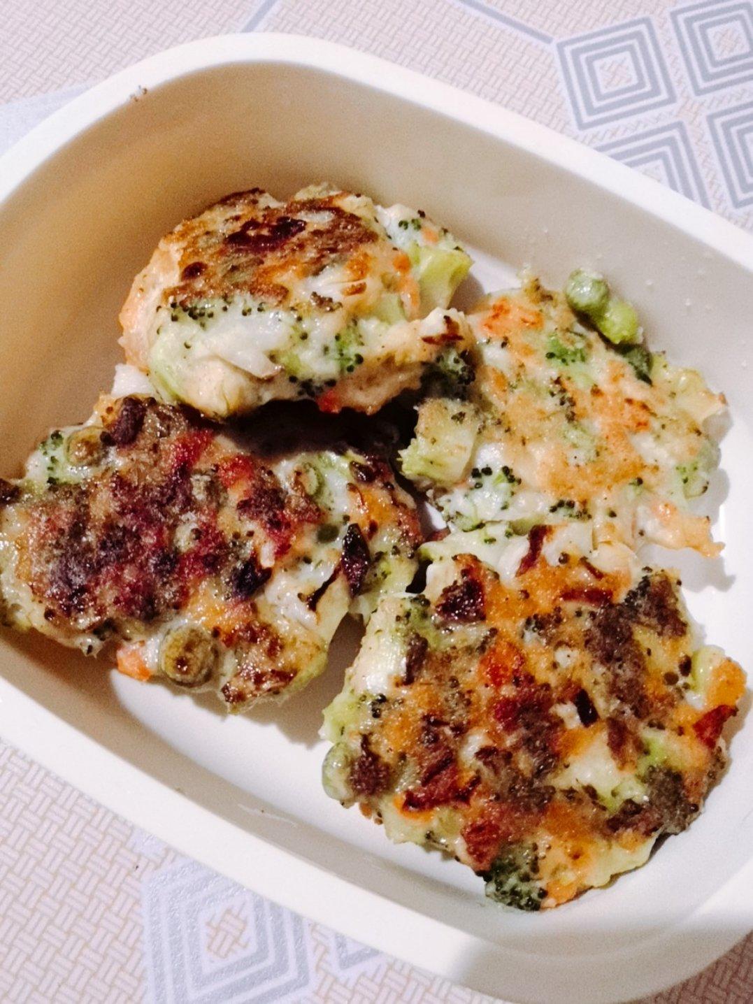 鸡胸肉虾仁鲜蔬饼
