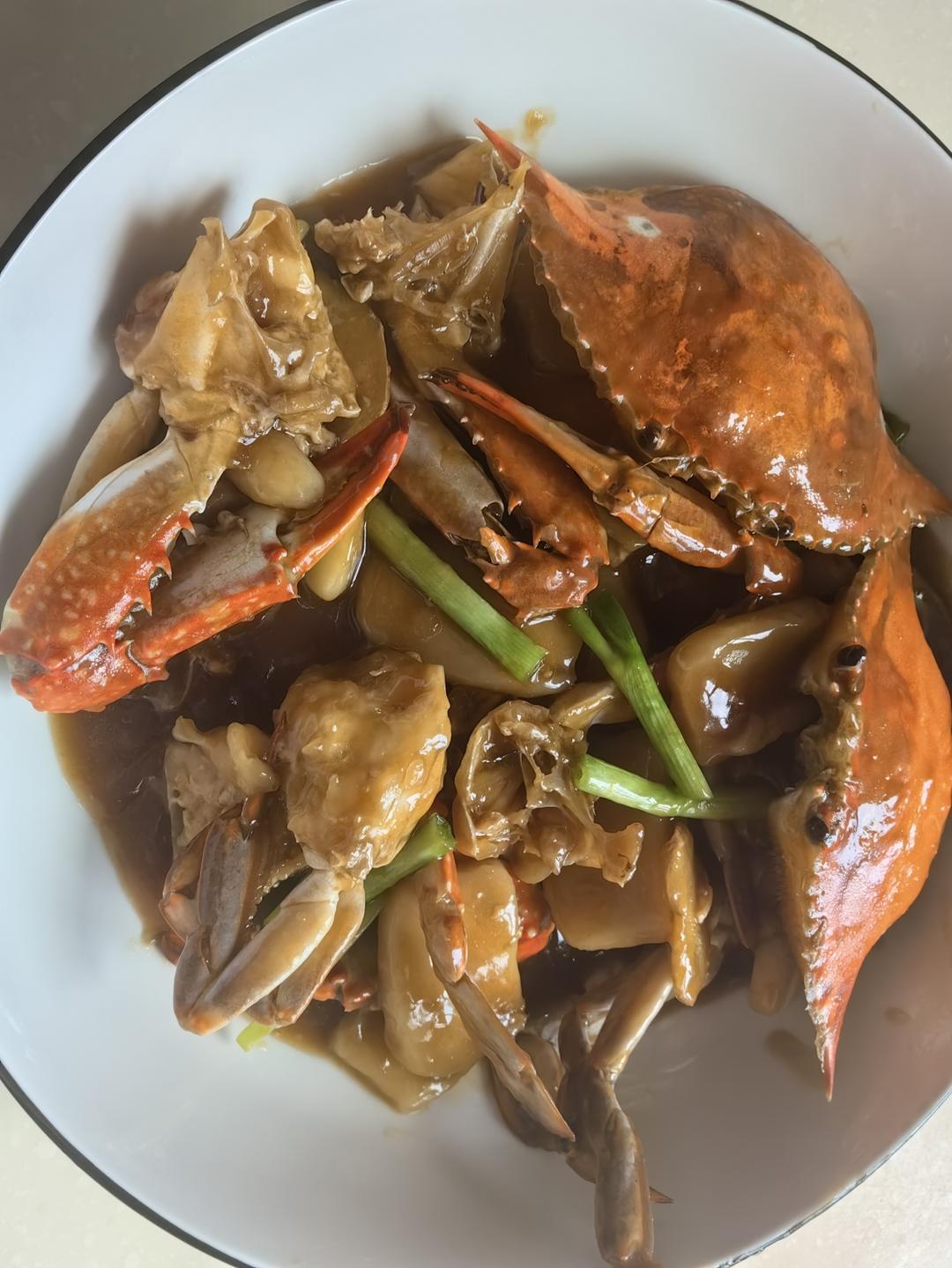 梭子蟹炒年糕～标准的江浙菜