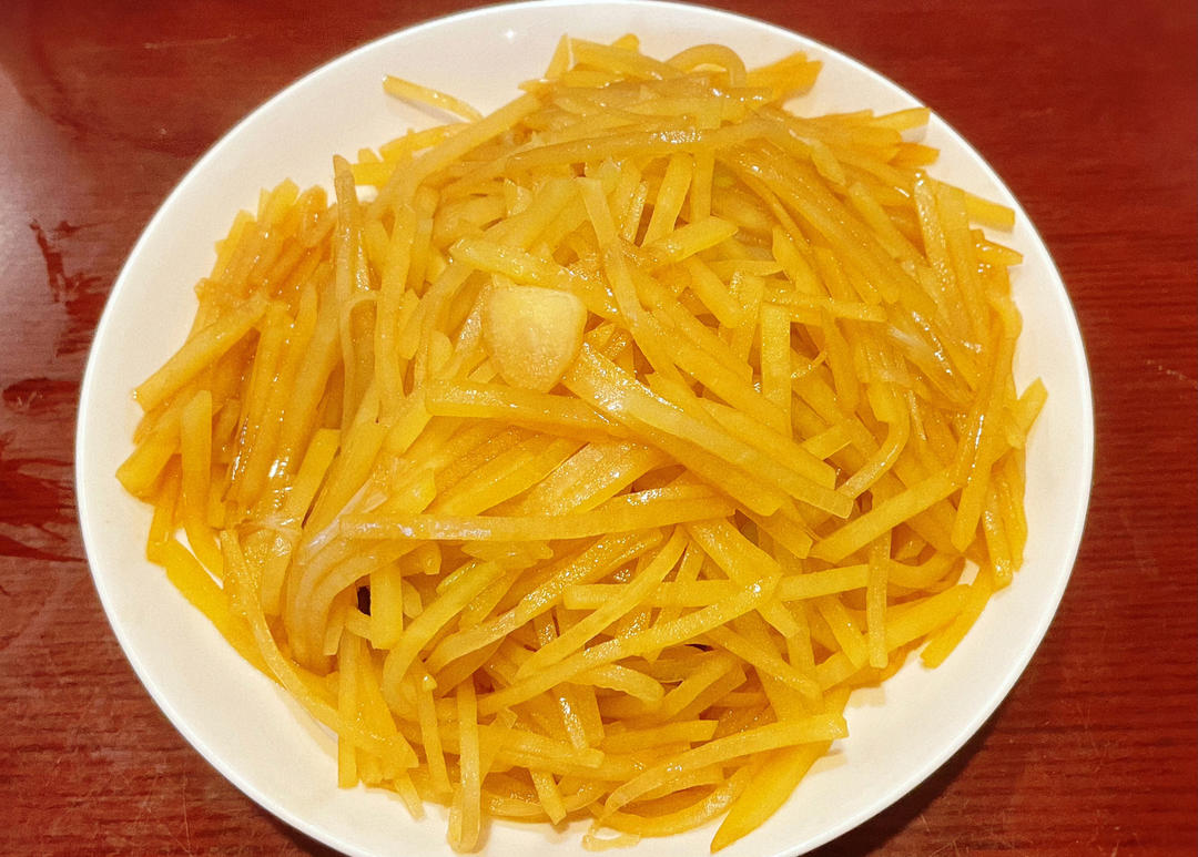 在家也能做出馆子味儿的醋溜/炝炒/酸辣土豆丝（就是那道看似简单，实则步步玄机的土豆丝）