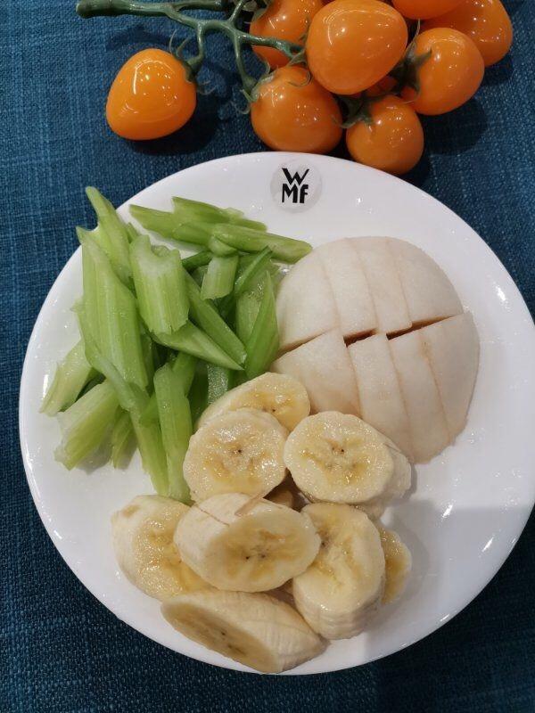 用新鲜杨梅做的杨梅汁