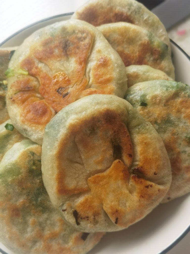 家常素三鲜馅饼 薄皮大馅 凉了也不硬 附细节视频详解