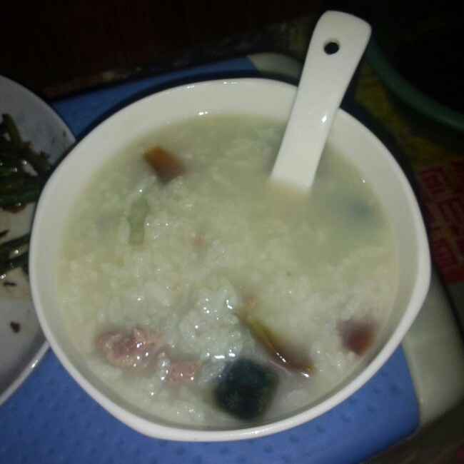皮蛋瘦肉粥