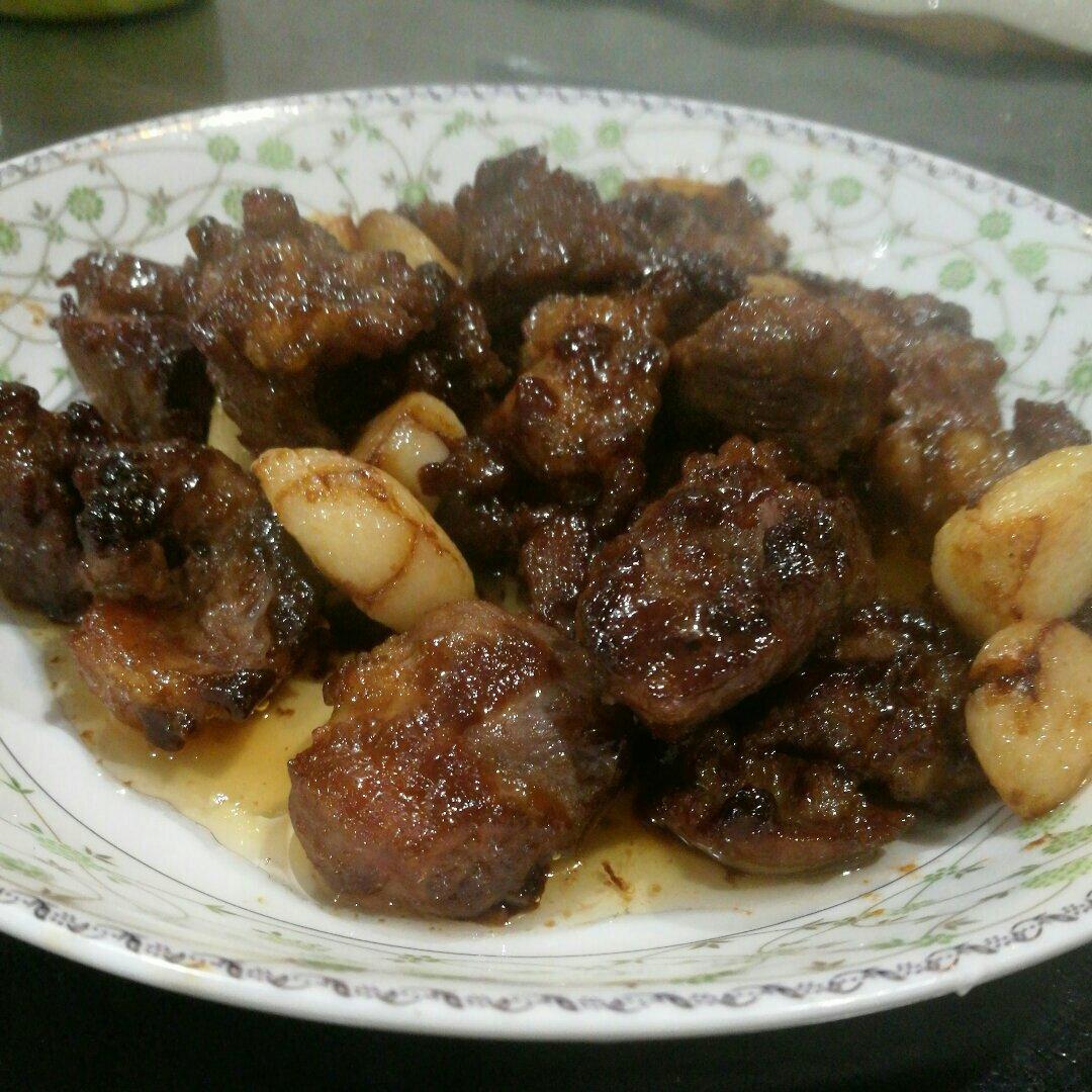 黑蒜子牛肉粒