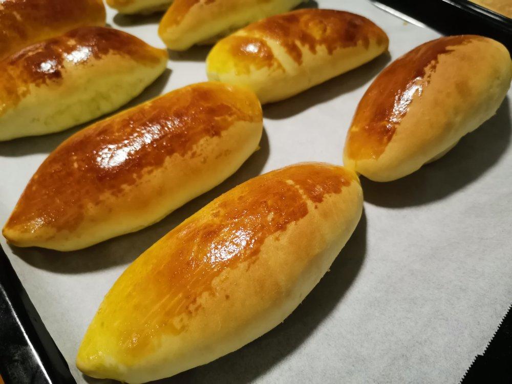颜值奶油草莓甜心小面包