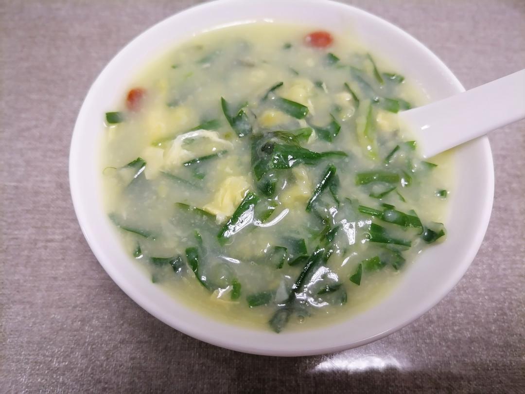 尝一口春天的鲜汤丨韭菜疙瘩汤