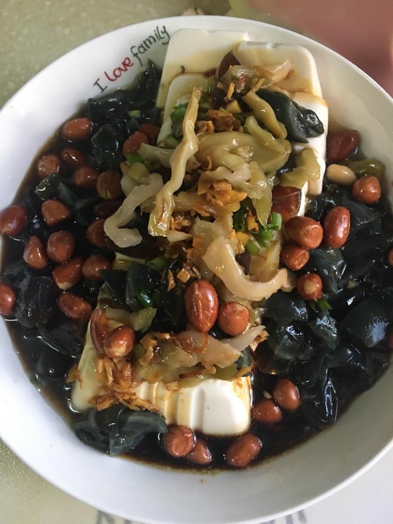 【最佳CP～】凉拌皮蛋豆腐✨