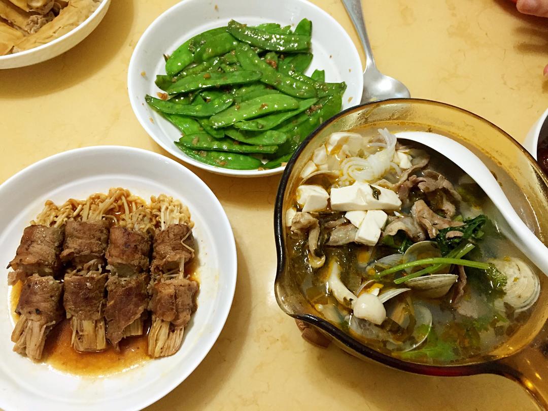 蛤蜊羊肉咸菜豆腐汤