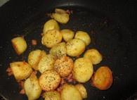 香煎锅巴土豆的做法 步骤3