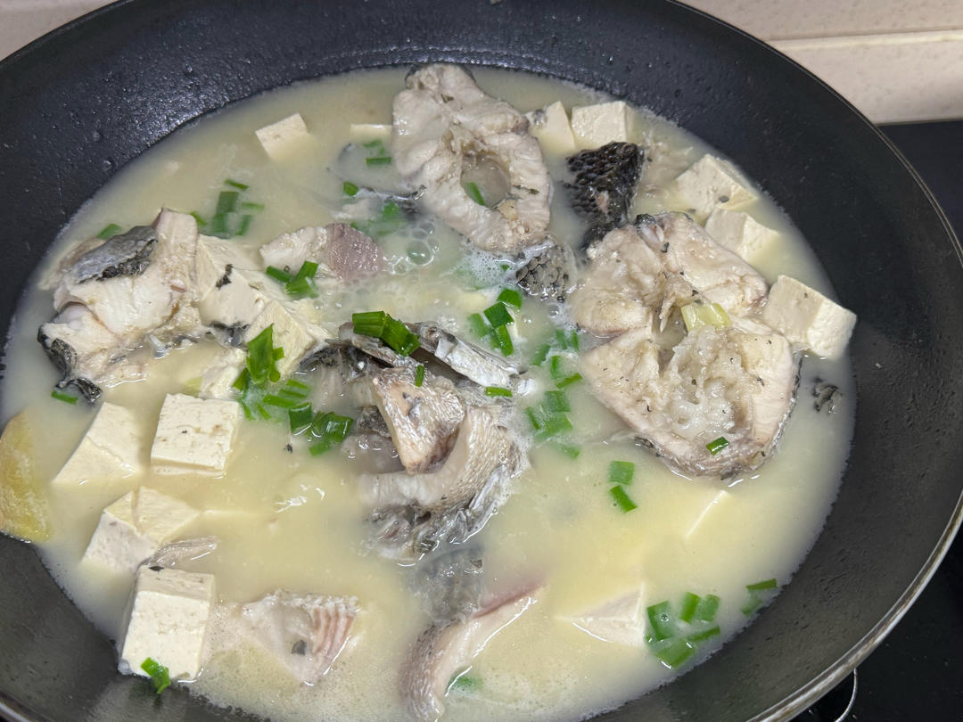 黑鱼豆腐汤