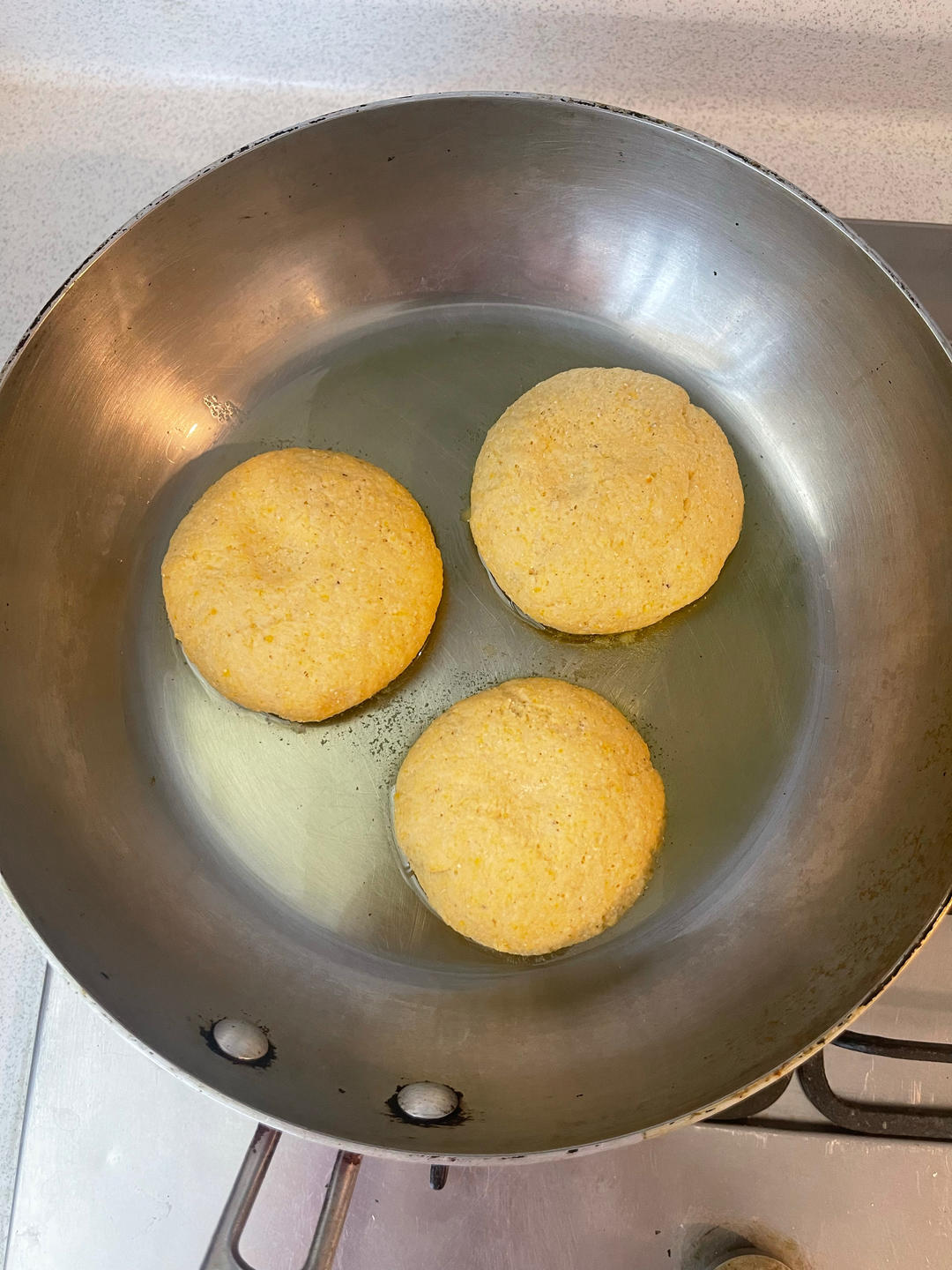 东北贴饼子、玉米饼