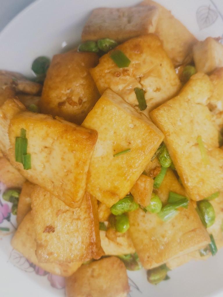 毛豆烧豆腐的做法
