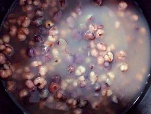 红豆薏米水（瘦身美白.祛斑润肤）的做法 步骤2