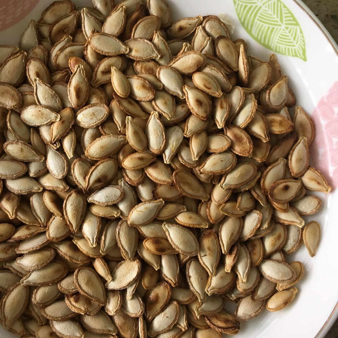 叮当不想做的炒南瓜子