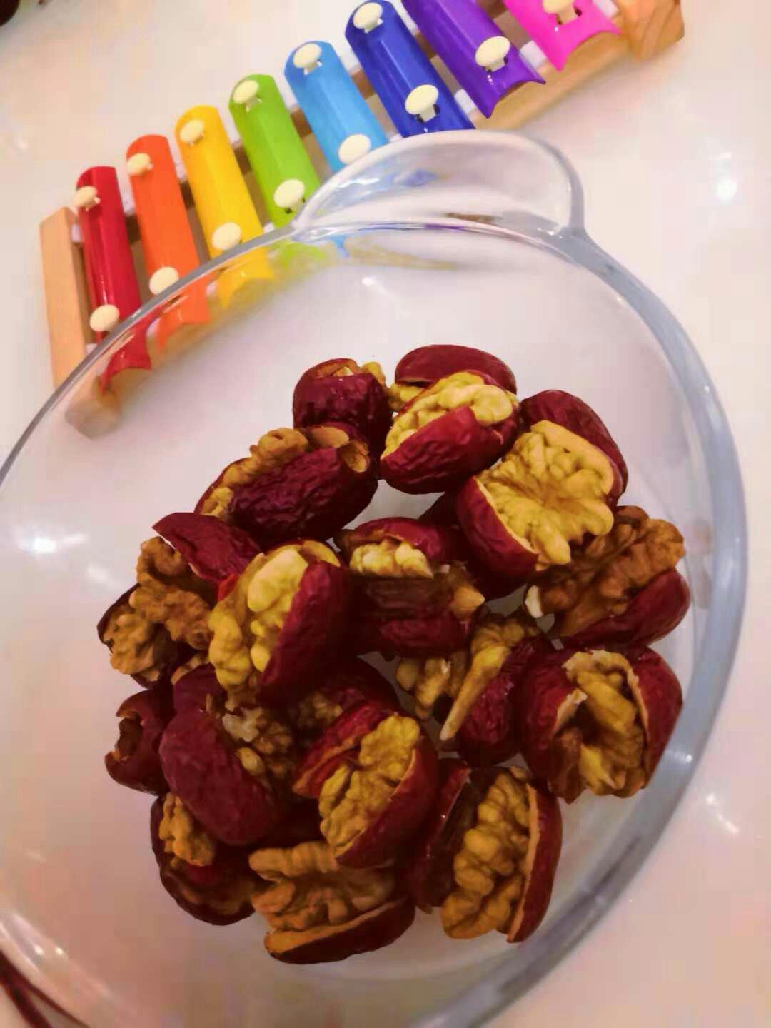 红枣夹核桃仁